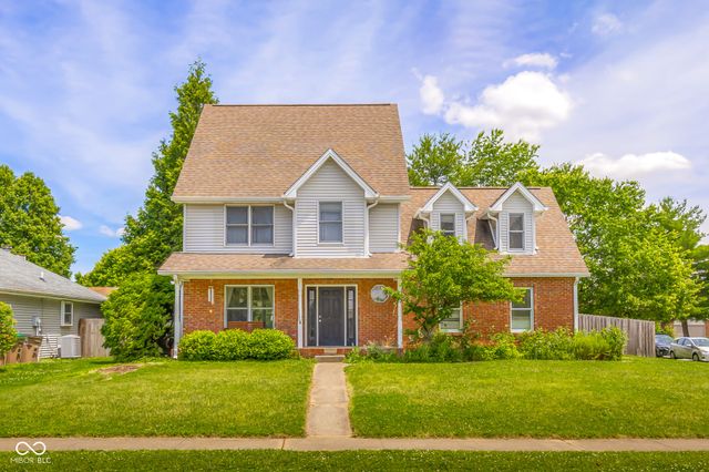 2137 Shiloh Drive, Columbus, IN 47203
