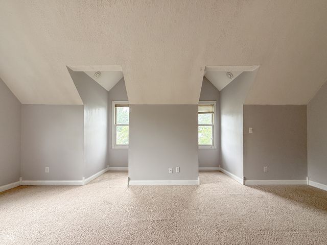 2137 Shiloh Drive, Columbus, IN 47203