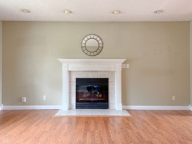 2137 Shiloh Drive, Columbus, IN 47203