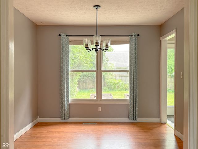 2137 Shiloh Drive, Columbus, IN 47203
