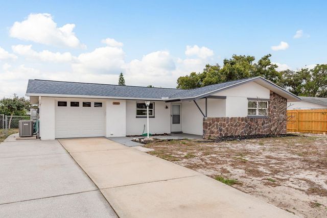 10521 OAK HILL DRIVE, Port Richey, FL 34668