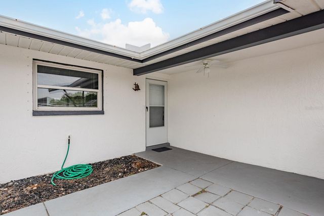 10521 OAK HILL DRIVE, Port Richey, FL 34668