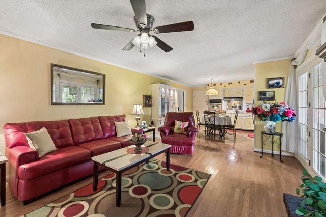 1202 Sycamore Valley Rd, Ashland City, TN 37015