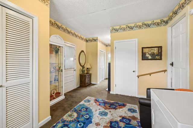 1202 Sycamore Valley Rd, Ashland City, TN 37015