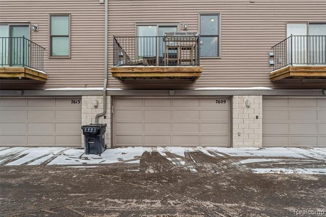 7609 Woodward Avenue, Detroit, MI 48202