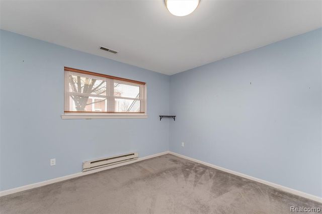 7609 Woodward Avenue, Detroit, MI 48202