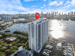 17301 Biscayne Blvd 1008, North Miami Beach, FL 33160