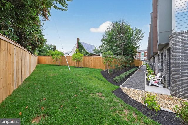 2447 SHANNON PL SE, Washington, DC 20020
