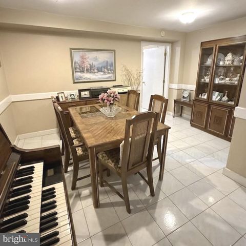 306 S CAROL BLVD, Upper Darby, PA 19082
