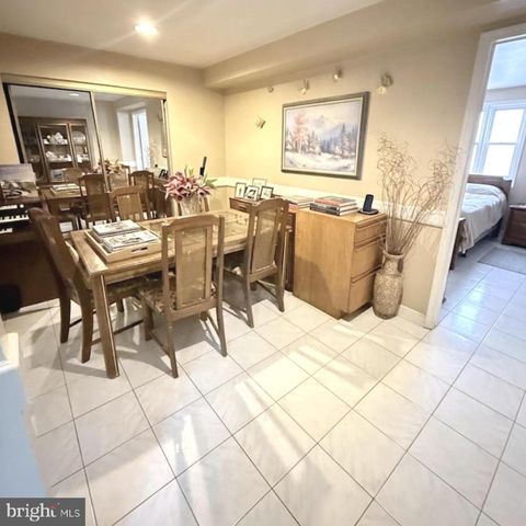 306 S CAROL BLVD, Upper Darby, PA 19082