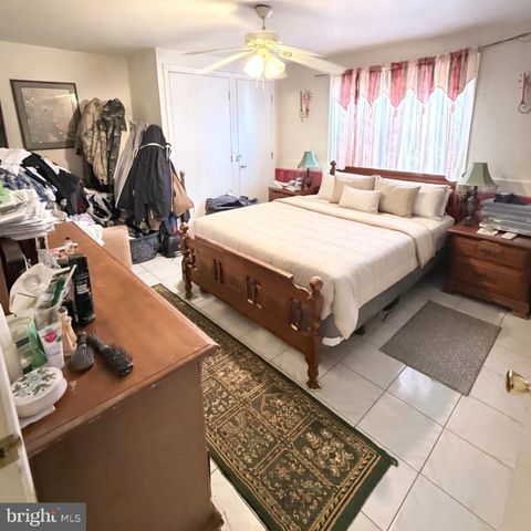 306 S CAROL BLVD, Upper Darby, PA 19082