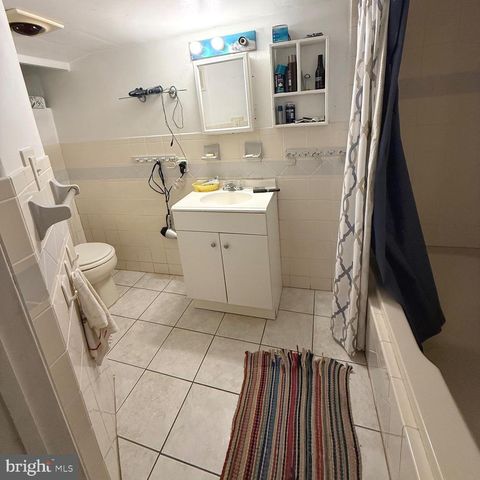 306 S CAROL BLVD, Upper Darby, PA 19082