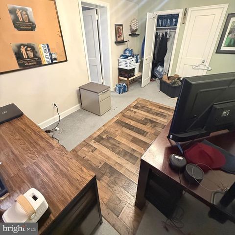 306 S CAROL BLVD, Upper Darby, PA 19082