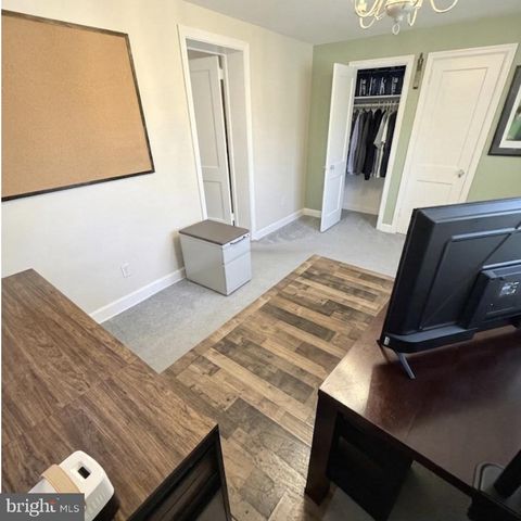 306 S CAROL BLVD, Upper Darby, PA 19082