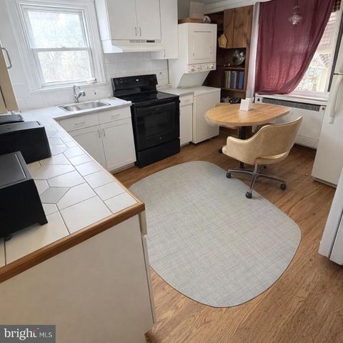 306 S CAROL BLVD, Upper Darby, PA 19082