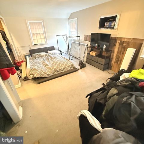 306 S CAROL BLVD, Upper Darby, PA 19082