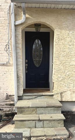306 S CAROL BLVD, Upper Darby, PA 19082