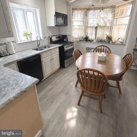 306 S CAROL BLVD, Upper Darby, PA 19082