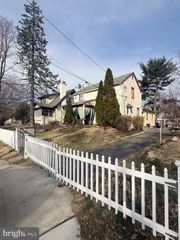 306 S CAROL BLVD, Upper Darby, PA 19082