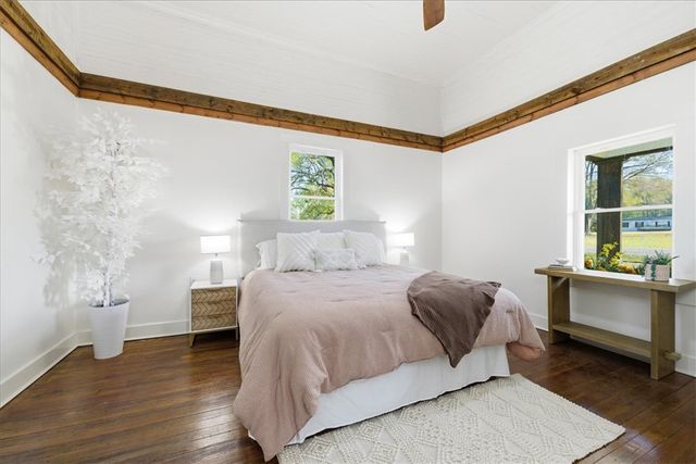 511 W Broad Street, Iva, SC 29655