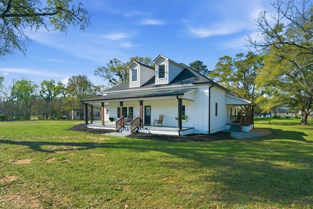 511 W Broad Street, Iva, SC 29655