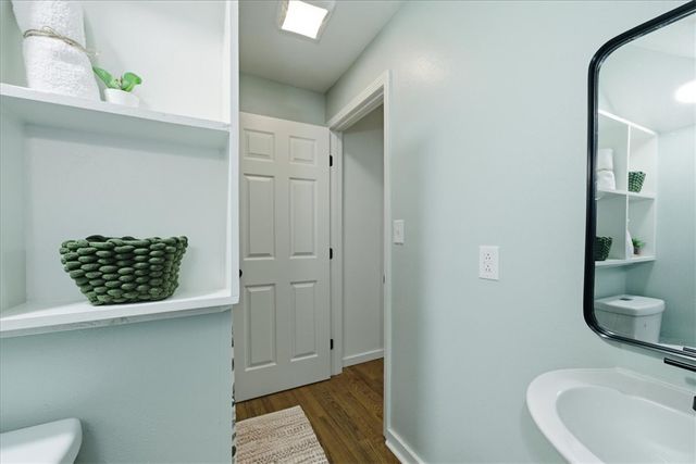 511 W Broad Street, Iva, SC 29655