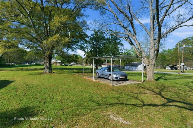 511 W Broad Street, Iva, SC 29655