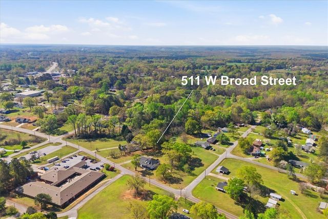 511 W Broad Street, Iva, SC 29655