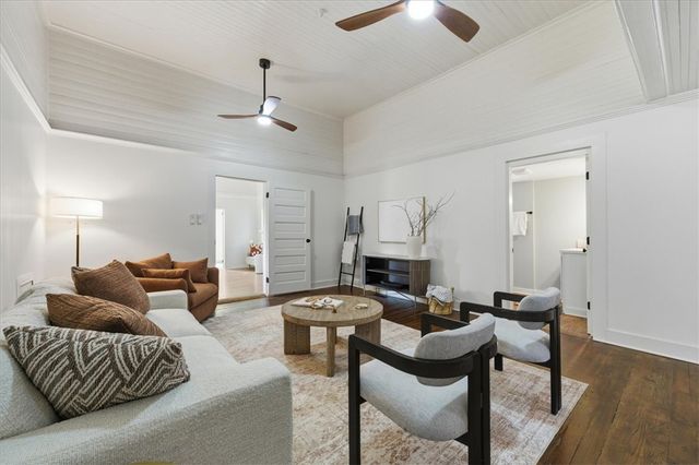 511 W Broad Street, Iva, SC 29655