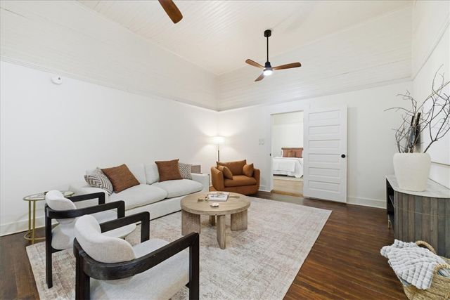 511 W Broad Street, Iva, SC 29655