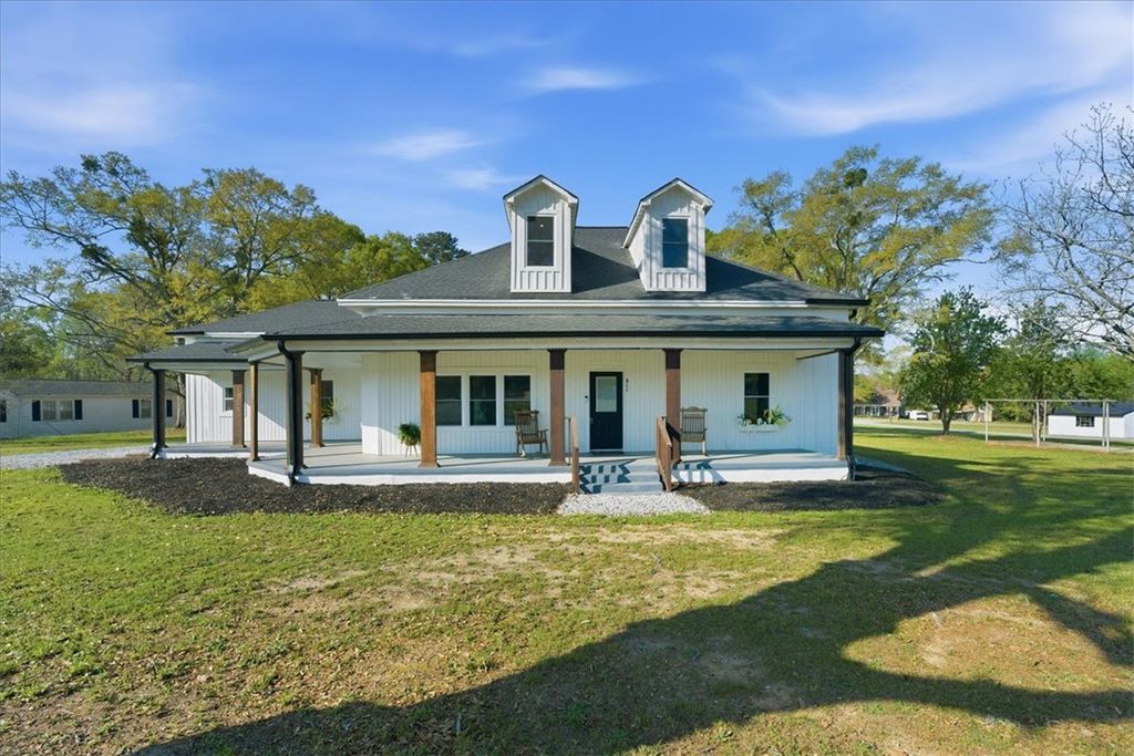 511 W Broad Street, Iva, SC 29655