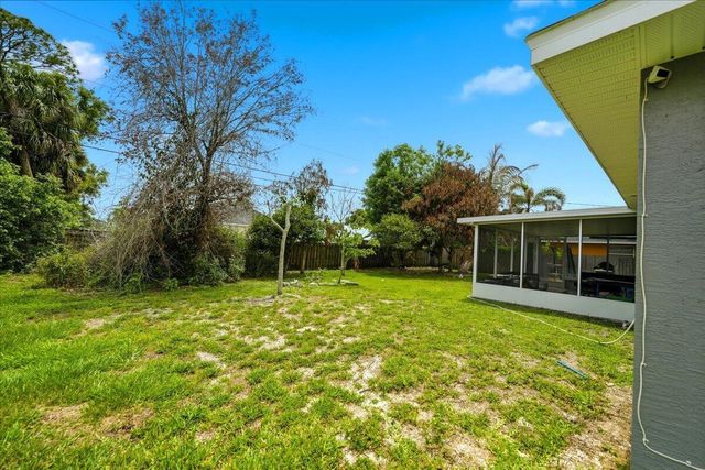 1218 SW Melrose Avenue, Port St. Lucie, FL 34953