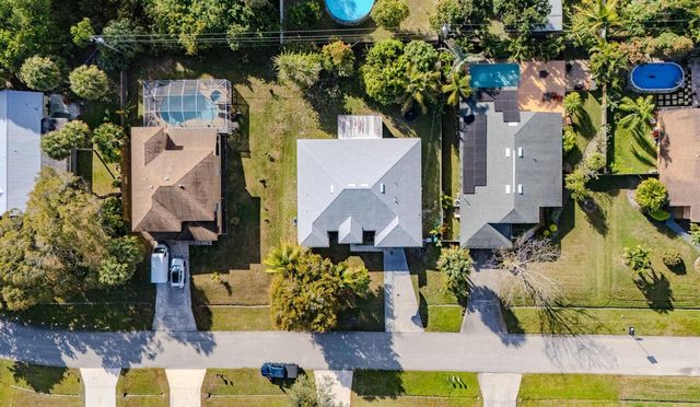 1218 SW Melrose Avenue, Port St. Lucie, FL 34953