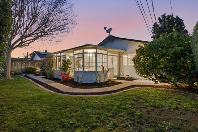 2330 Maximilian Drive, Campbell, CA 95008