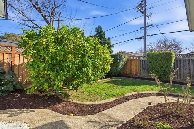 2330 Maximilian Drive, Campbell, CA 95008