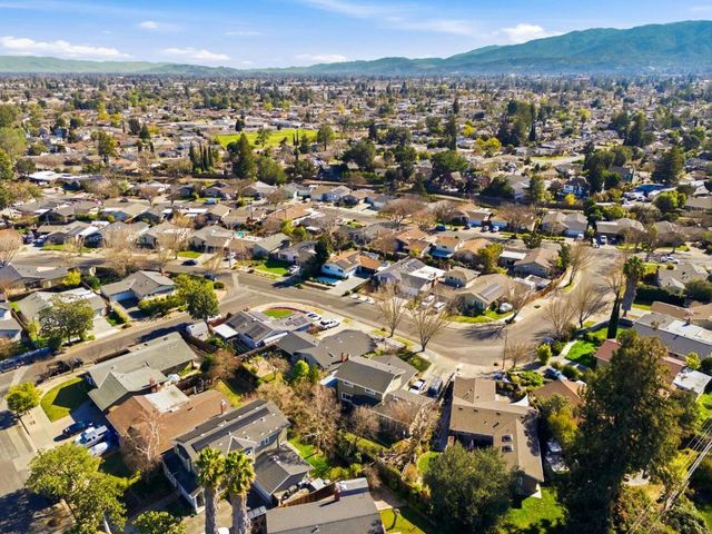 2330 Maximilian Drive, Campbell, CA 95008