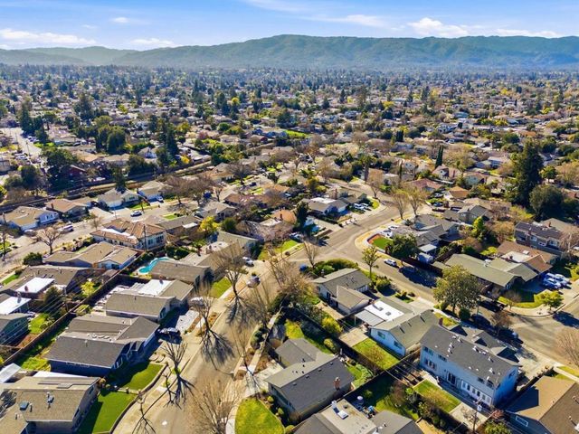 2330 Maximilian Drive, Campbell, CA 95008