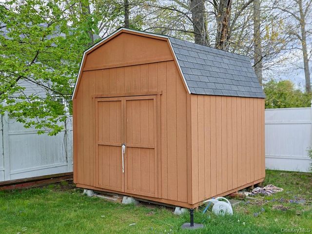 68 Weaver Street, Montgomery, NY 12549