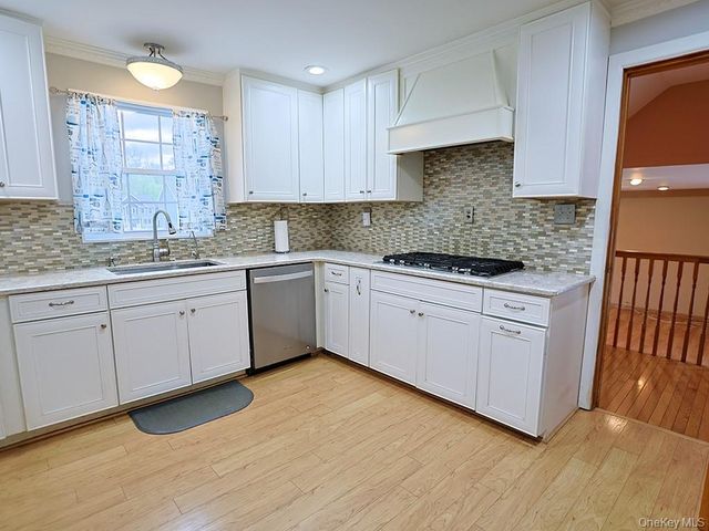 68 Weaver Street, Montgomery, NY 12549