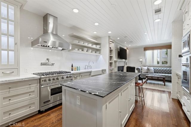 15500 W Sunset Boulevard 202, Pacific Palisades, CA 90272