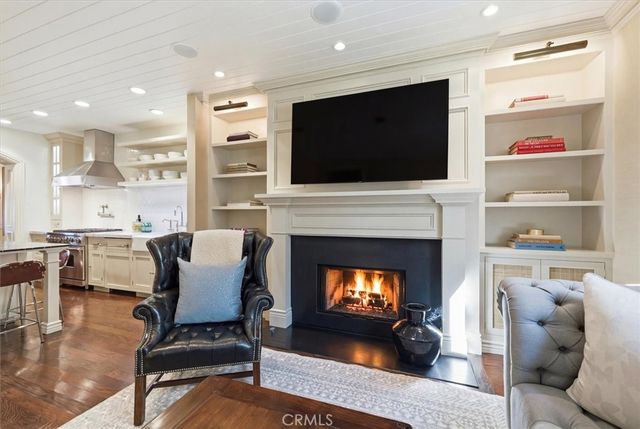 15500 W Sunset Boulevard 202, Pacific Palisades, CA 90272