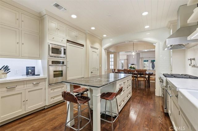 15500 W Sunset Boulevard 202, Pacific Palisades, CA 90272