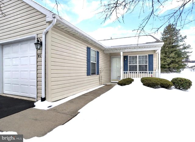 41 HAGARMAN DR, York, PA 17408