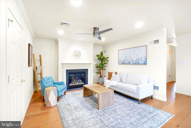 41 HAGARMAN DR, York, PA 17408