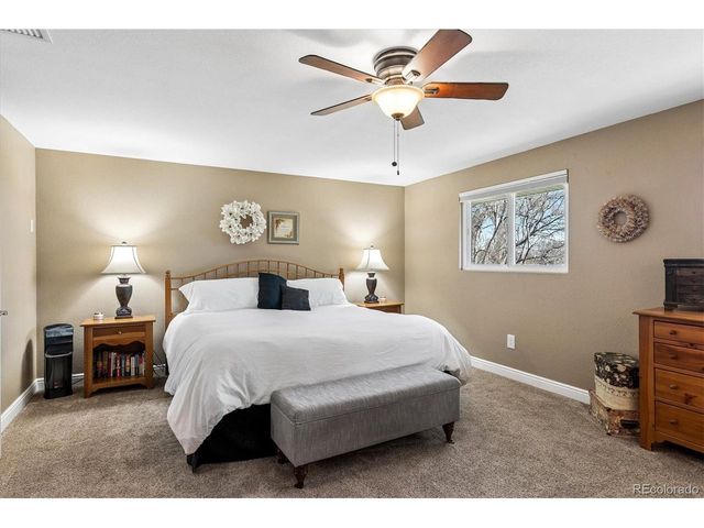 930 Reed Ct, Lakewood, CO 80214