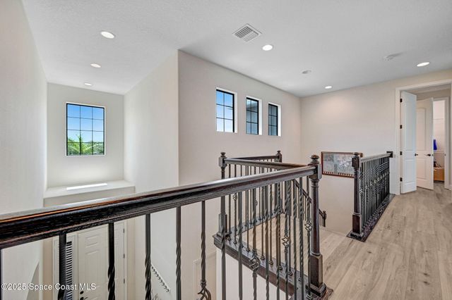 8212 Paragrass Avenue, Melbourne, FL 32940