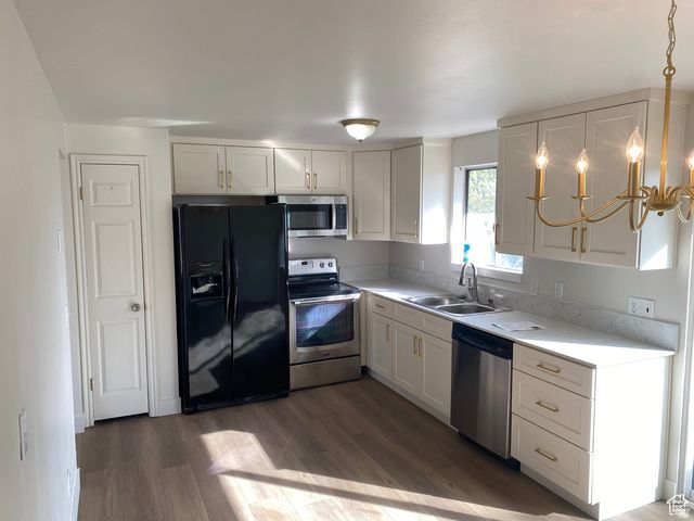 6863 S DIXIE DR DR, West Jordan, UT 84084