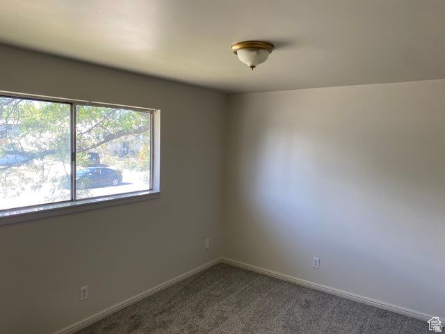 6863 S DIXIE DR DR, West Jordan, UT 84084