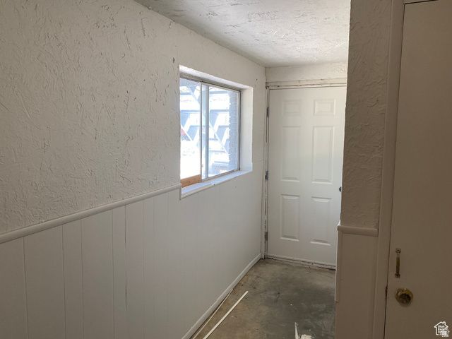 6863 S DIXIE DR DR, West Jordan, UT 84084