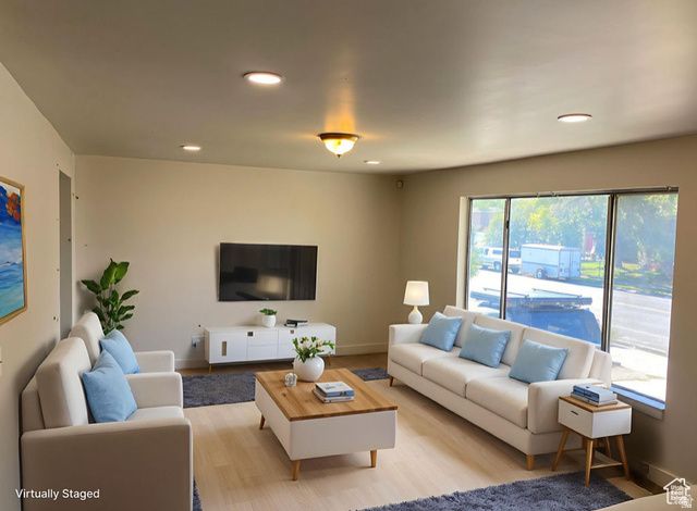 6863 S DIXIE DR DR, West Jordan, UT 84084